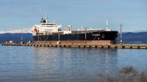 Tierra del Fuego repudió la operación de buque británico en Ushuaia y cruzó a Nación