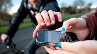 Google también incorporó el uso de botones para matar celulares a distancia
