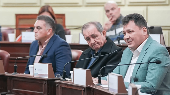 Raimundo reclamó que se concrete de manera inmediata la autonomía plena para municipios y comunas.
