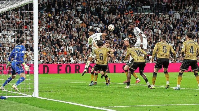 Real Madrid le empató en el alargue a Real Sociedad y es finalista en la Copa del Rey