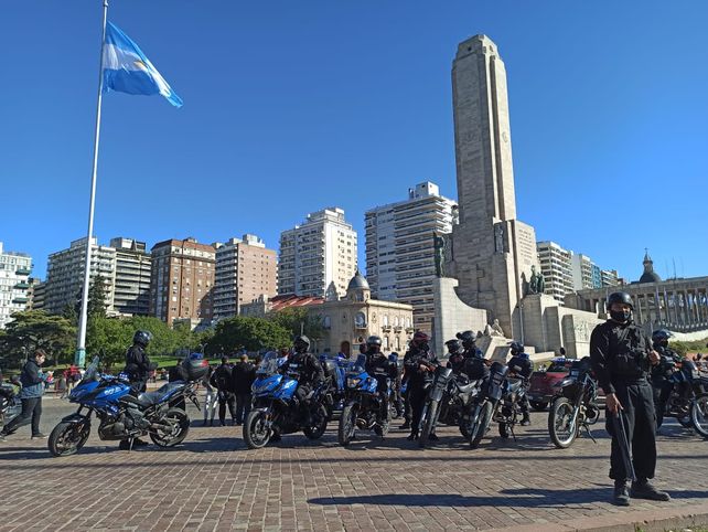 Las imágenes de los incidentes del Monumento por la protesta anticuarentena