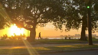 Anticipo de otoño: jueves fresco y muy húmedo en la ciudad de Santa Fe