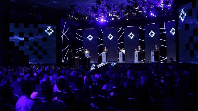 Reprendieron a C5N, Infobae y Filo.news por sus transmisiones del debate