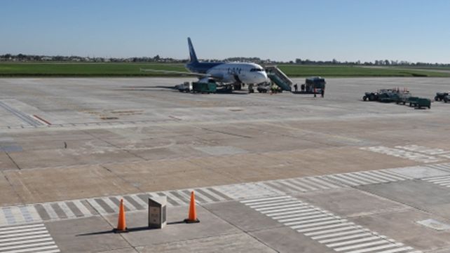 Reformas. Durante mayo pasado, el gobierno provincial inauguró las obras de remodelación de la plataforma del aeropuerto de Fisherton.
