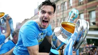 El futbolista del Manchester City, Jack Grealish, se volvió viral por sus desaforados festejos tras ganar la Champions League.&nbsp;