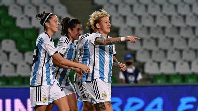 Convocadas para la selección femenina en la fecha FIFA de febrero - AUF