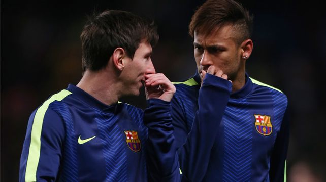 El delantero brasileño consideró que la renuncia de Messi a la selección sería una pérdida para el fútbol.&nbsp;