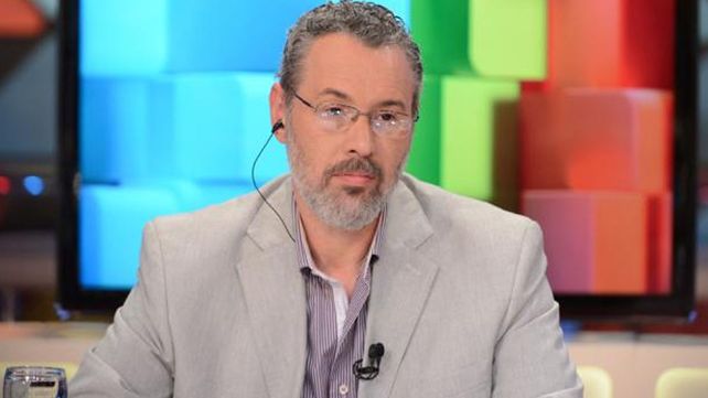 Barragán publicó los 20 mandamientos K y se armó un escándalo