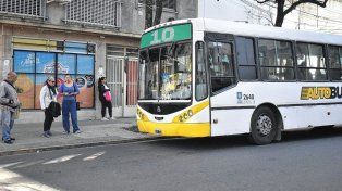 Transporte en crisis. El intendente Juan Pablo Poletti criticó el congelamiento de los subsidios de la SUBE para el interior del país.