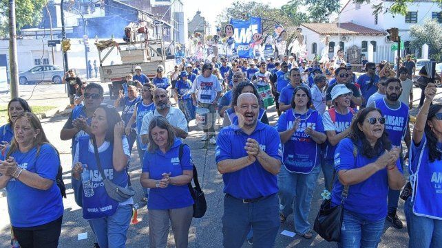 Rechazo masivo: Docentes de Amsafé rechazaron la oferta salarial provincial y anunciaron un plan de lucha.