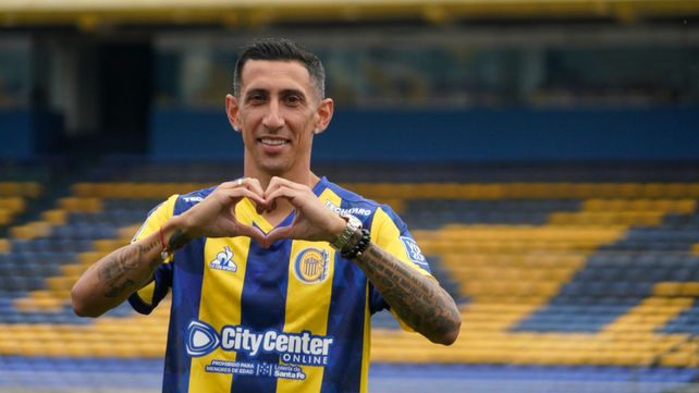 Viene a ofrecer su corazón. Angel Di María regresa oficialmente a Central y jugará después de 18 años en el Gigante. La emoción a flor de piel en una jornada histórica.