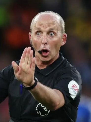 Escándalo en Inglaterra por las confesiones de un árbitro que dirigió más de 250 partidos en la Premier