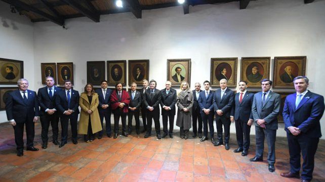 Javier Milei encabezó este miércoles la vigilia por el Día de la Independencia en Tucumán