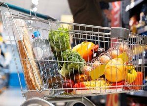 Supermercados: el consumo cae al 22,6% interanual