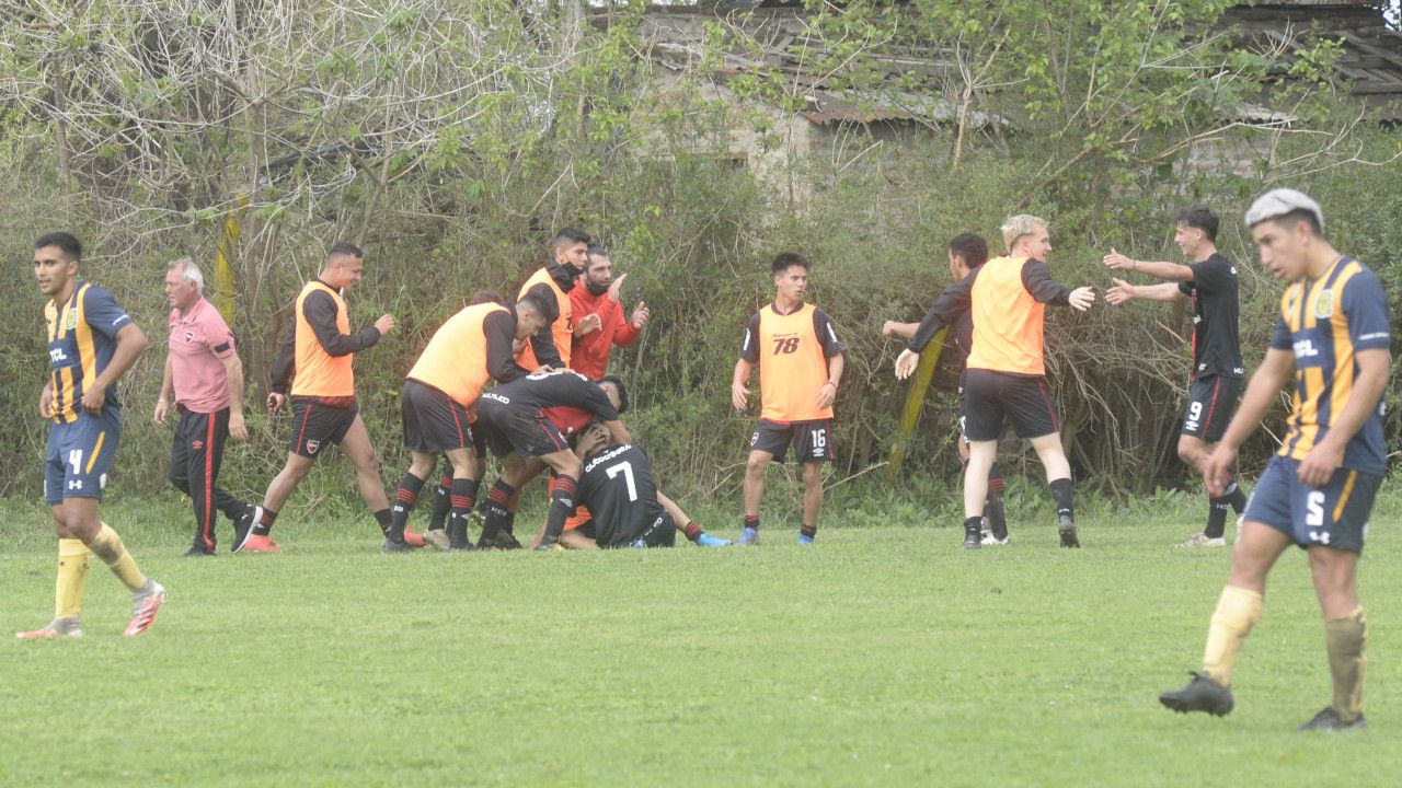 Banfield Rosario Central Hora Formaciones Y Donde Ver El Partido En Vivo