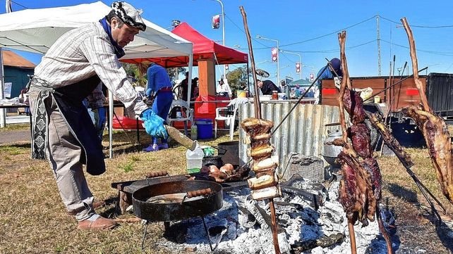 En el predio de la Ex Estación Norte se realizará el gran asado criollo este sábado por la noche.