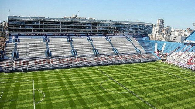 River jugará este domingo por la noche en el Estadio Gran Parque Central de Montevideo.