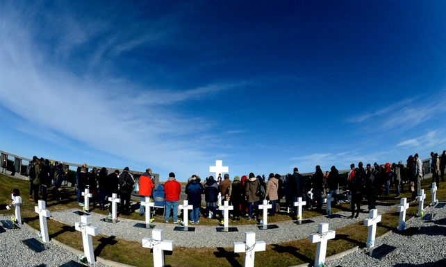 Con un viaje histórico, finalizó el proceso de identificación de los soldados caídos en Malvinas