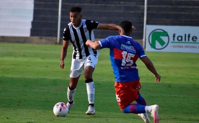 Central puso los ojos en Cortez, el lateral derecho de Gimnasia y Esgrima de Mendoza.