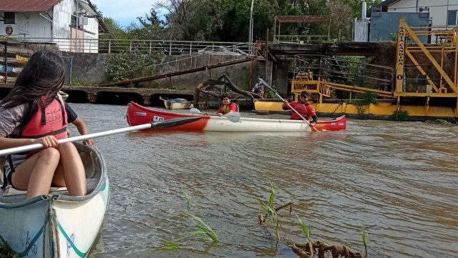 Ecenaa realizó una nueva limpieza en el Puerto Nuevo de Paraná
