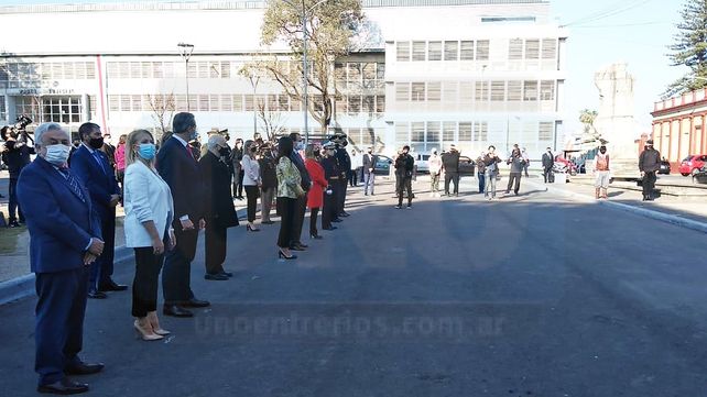 Paraná: autoridades en el Acto del Día de la Independencia&nbsp;