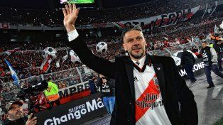 Martín Demichelis se mostró emocionado en los festejos.