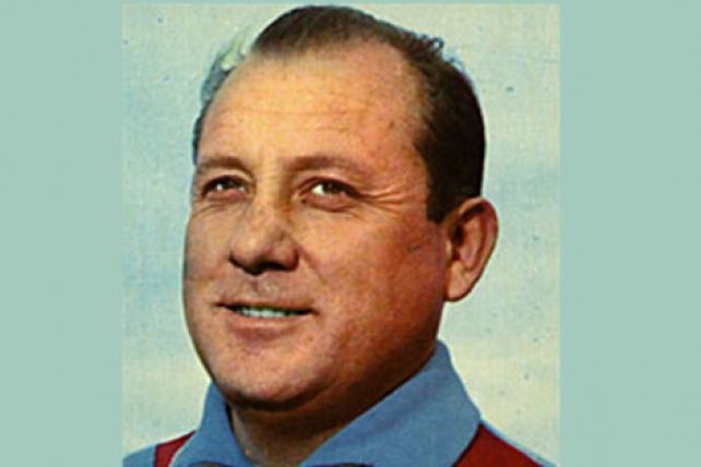 El entrerriano dirigió al Barcelona antes que el Tata