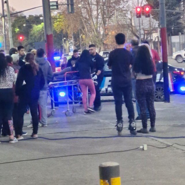 Confuso episodio con una mujer baleada en un súper chino de zona sur