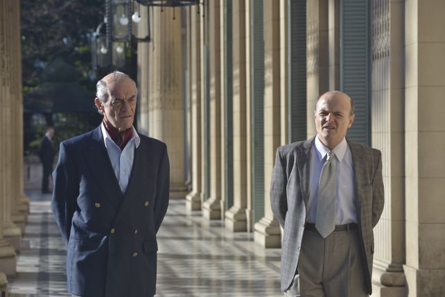 Aquella dupla temible. Fernando de la Rúa (Jean Pierre Noher) y Domingo Cavallo (Luis Machín).