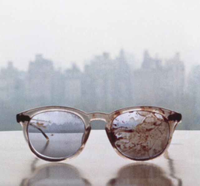 La foto no es inédita ya que fue la portada de un disco que Yoko sacó a la venta seis meses después de la muerte de Lennon.