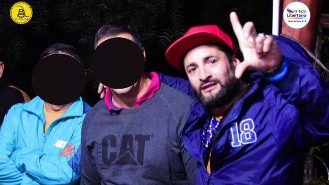 La policía de Santa Elena detuvo a un ex candidato a concejal de La Libertad Avanza por haber agredido a su pareja y resistencia a la autoridad