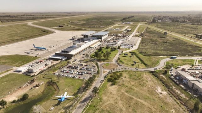 El Aeropuerto Internacional Rosario Islas Malvinas se amplía y entra en obras de pista entre el 20 de septiembre y el 29 de diciembre.  