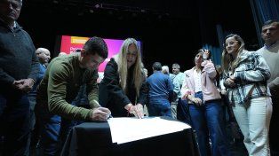 Provincia aumentó 50 % los aportes a municipios y comunas para la niñez