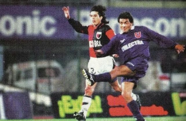 Se cumplen 23 años del debut internacional de Colón ante la Universidad de Chile.