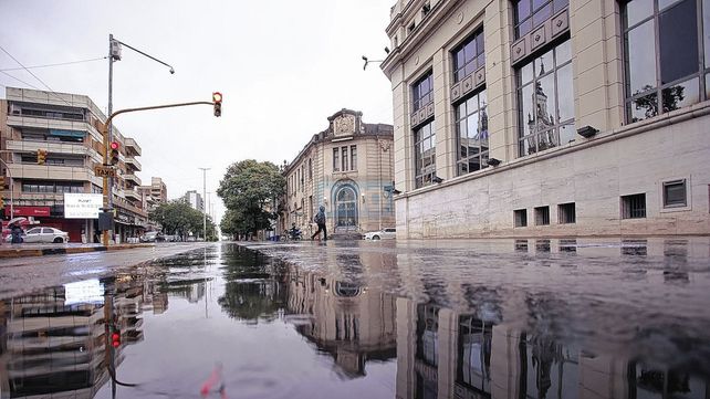 Reubicarán semáforos mal colocados en el centro de Paraná