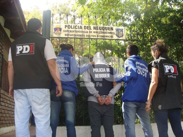 Lo hicieron con dos hombres. Los chantajistas son dos salteños que viven en la ciudad de Neuquén. Este jueves le imputaron dos casos.&nbsp;