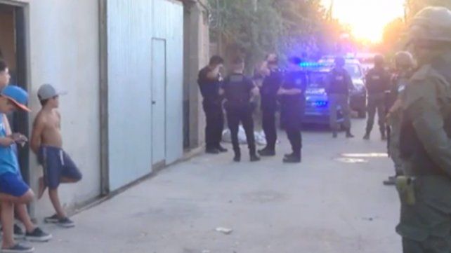 A pesar de los gendarmes, balearon un local de garrafas a metros de donde asesinaron a Máximo Jerez