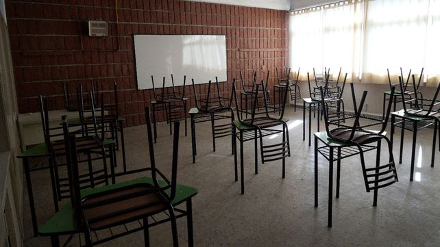 Qué pasará con las clases en los departamentos Rosario y San Lorenzo, declarados en alarma epidemiológica