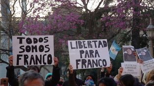 Im&aacute;genes de la marcha pidiendo la libertad de Franco Rol&oacute;n