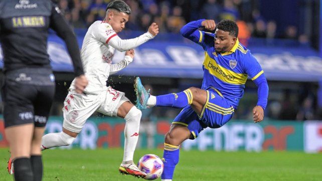 Boca le ganó a Huracán en La Bombonera.