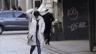 El tiempo en Rosario: el frío no se va y ahora también aparece el viento