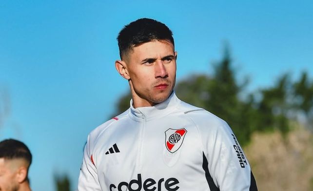 Adam Bareiro está en el centro de la escena de River ya que Gallardo no lo tendría entre sus planes.