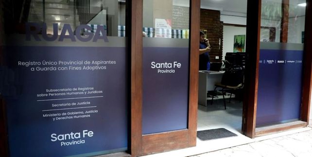 El gesto de adoptar: convocan a familias adoptivas para adolescentes