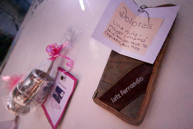 Con una creación colectiva, la ciudad rindió homenaje a sus mujeres