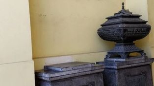 Así era la urna que se robaron de la Catedral santafesina.