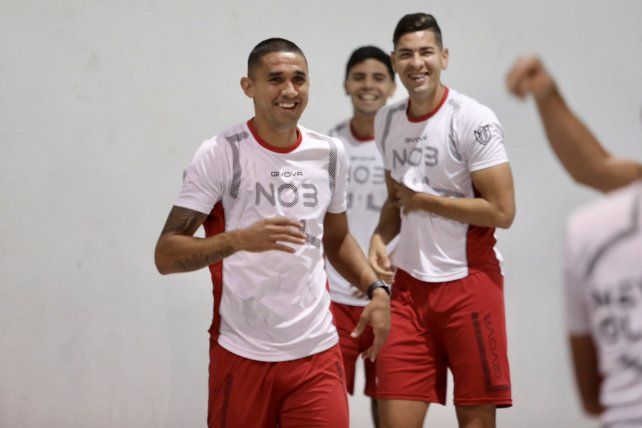 Gustavo Velázquez será titular ante Blooming.