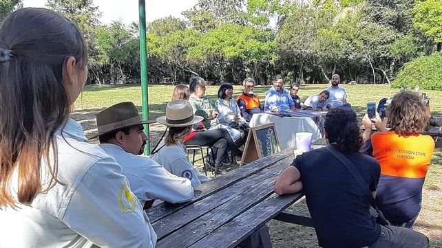 Actividad. Se plantea con miras a organizar brigadas solidarias que estén capacitadas para realizar intervenciones vinculadas a los escenarios posibles ante el Cambio Climático. &nbsp;