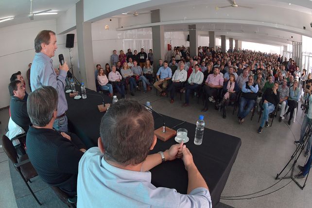 ddeseo. Me hubiera gustado tener un presidente de mi partido