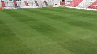 Cuarentena para el campo de juego del Pedro Mutio