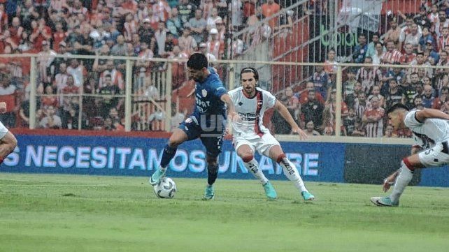 Luna Diale volverá a ser titular el lunes cuando Unión reciba a Platense. Luna Diale volverá a ser titular el lunes cuando Unión reciba a Platense.